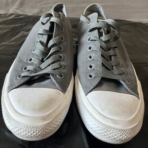 Chuck Taylor All Star II Unisex Low Top Shoe in Gray(Mens Sz 9/Womens Sz 11)